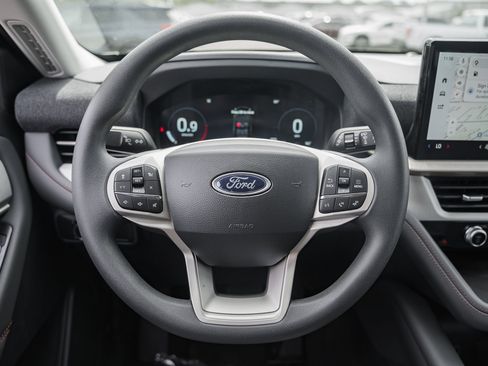 New 2026 Ford Explorer Active image 28