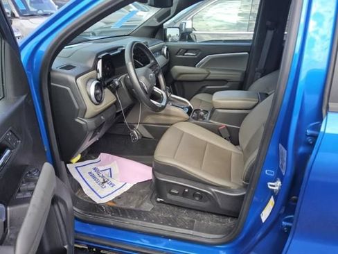 Used 2024 Chevrolet Colorado ZR2 w/ ZR2 Convenience Package III AWD/4WD image 8