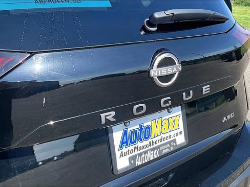 Used 2025 Nissan Rogue SV AWD/4WD image 30