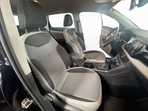 Certified 2023 Volkswagen Taos S FWD image 25