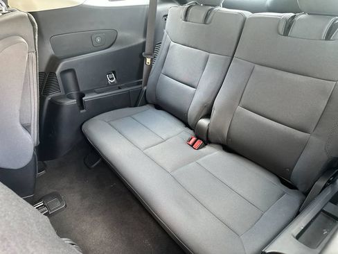 Used 2026 Ford Explorer Active RWD image 14