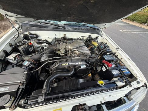 Used 1998 Toyota Tacoma Limited image 22