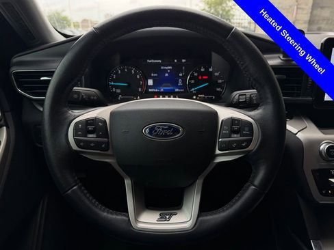 Used 2021 Ford Explorer XLT w/ Equipment Group 202A RWD image 14