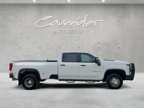 Used 2025 Chevrolet Silverado 3500 W/T w/ WT Convenience Package image 17