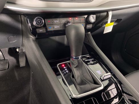 New 2026 Jeep Compass Limited AWD/4WD image 25