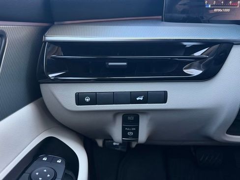 New 2026 Nissan Murano SL image 23