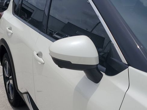 Certified 2023 Nissan Rogue Platinum w/ Platinum Premium Package FWD image 13