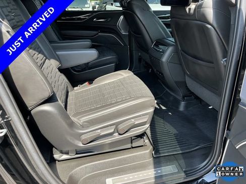 Used 2022 Cadillac Escalade ESV Sport Platinum w/ LPO, ONYX Package AWD/4WD image 25
