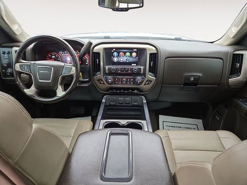 Used 2015 GMC Sierra 2500 Denali image 3