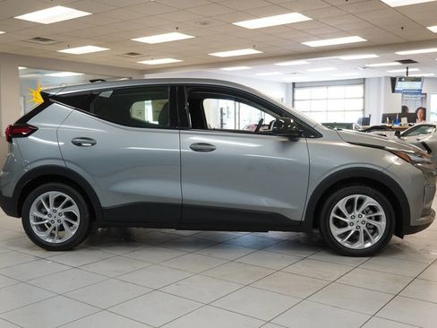 New 2027 Chevrolet Bolt LT w/ Comfort Package FWD image 14