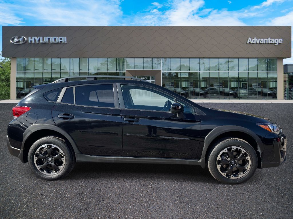 Used 2021 Subaru Crosstrek 2.0i Premium w/ Moonroof Package AWD/4WD image 5