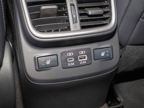Used 2023 Subaru Legacy Limited AWD/4WD image 20