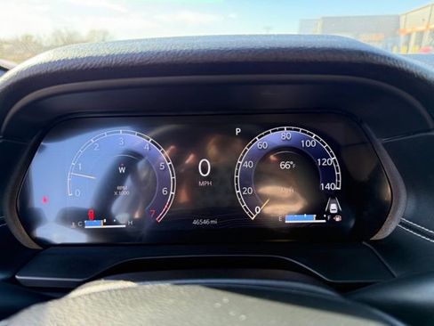 Used 2023 Jeep Grand Cherokee Altitude image 17