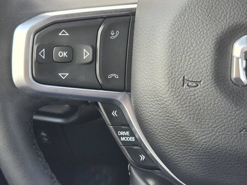 Used 2025 RAM 1500 Big Horn AWD/4WD image 23