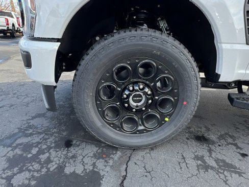 New 2024 Ford F250 Lariat w/ Lariat Ultimate Package image 33