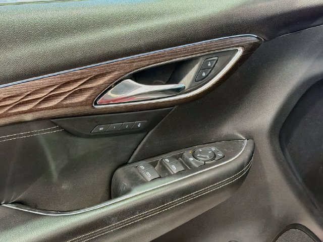 Used 2021 Buick Envision Avenir FWD image 14
