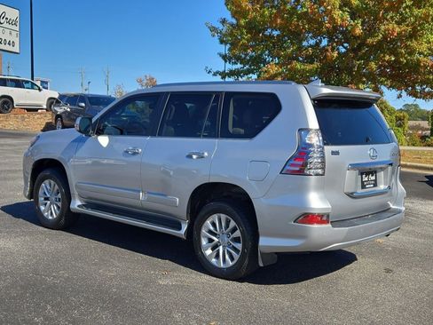Used 2018 Lexus GX 460 image 11