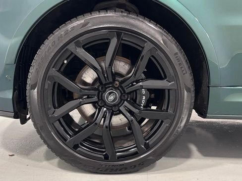 Used 2019 Land Rover Range Rover Sport SVR image 30