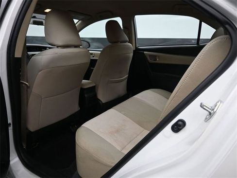 Used 2015 Toyota Corolla LE image 14