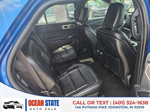 Used 2020 Ford Explorer XLT w/ Equipment Group 202A AWD/4WD image 10