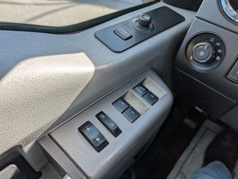 Used 2012 Ford F250 XLT w/ XLT Premium Pkg image 18