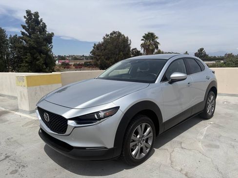 Used 2021 MAZDA CX-30 FWD 2.5 S w/ Select Package image 3