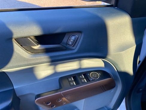 Used 2022 Ford Maverick Lariat w/ Equipment Group 500A Standard image 21