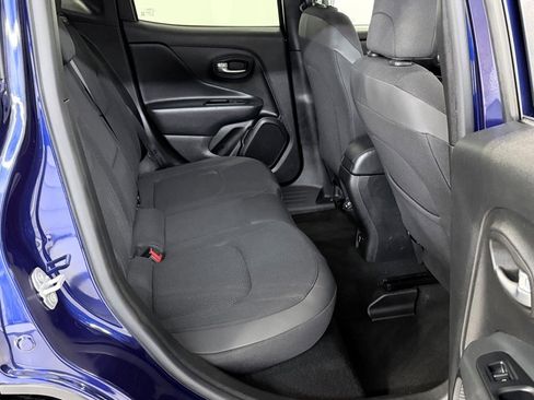 Certified 2020 Jeep Renegade Altitude image 14