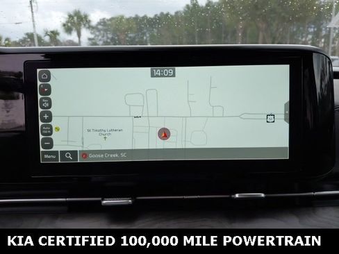 Certified 2024 Kia Carnival EX image 17