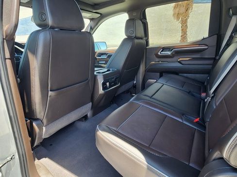 Used 2024 GMC Sierra 1500 Denali w/ Denali Reserve Package image 13