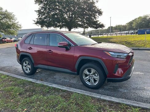 Used 2023 Toyota RAV4 XLE image 7