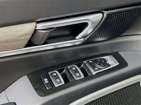 Used 2022 Kia Telluride EX w/ EX Premium Package image 9