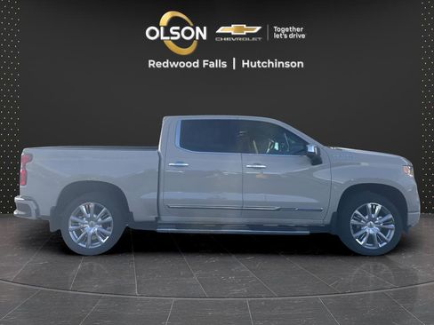 New 2026 Chevrolet Silverado 1500 High Country w/ High Country Premium Package image 6