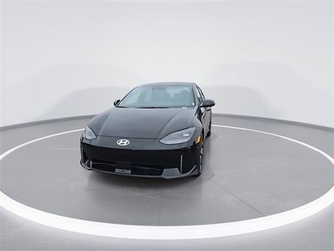 New 2025 Hyundai Ioniq 6 SEL image 3