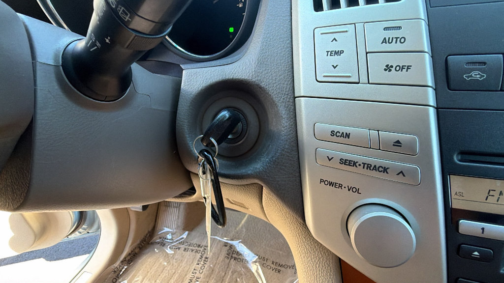 Used 2005 Lexus RX 330 AWD image 16