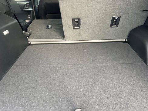 New 2026 Chevrolet Equinox LT w/ Convenience Package II image 12