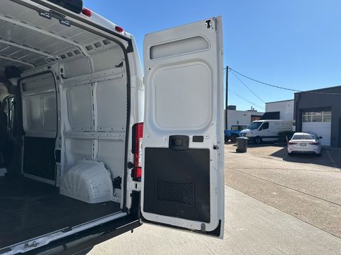 Used 2024 RAM ProMaster 1500 w/ Convenience Group image 13