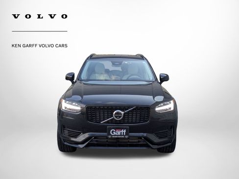 Used 2023 Volvo XC90 T8 Ultimate image 9