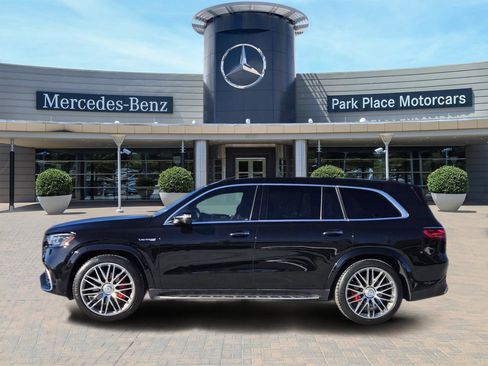 Used 2024 Mercedes-Benz GLS 63 AMG 4MATIC image 3