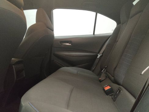 Used 2021 Toyota Corolla SE FWD image 18