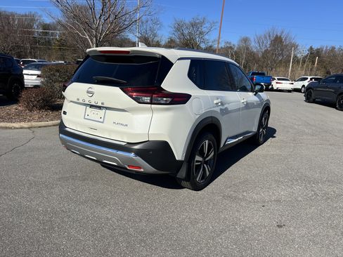 Certified 2023 Nissan Rogue Platinum w/ Platinum Premium Package image 5