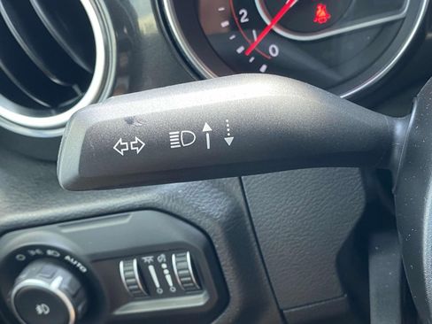 Used 2022 Jeep Wrangler Unlimited Rubicon w/ Trailer Tow Package image 23