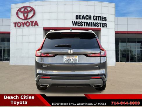 Used 2025 Honda CR-V Sport Touring image 10