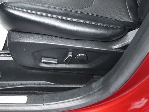 Used 2018 Ford Edge Titanium w/ Equipment Group 301A image 12