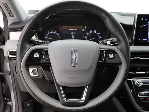 Used 2022 Lincoln Corsair AWD w/ Premium Package image 18