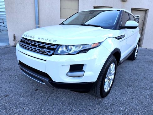 Used 2015 Land Rover Range Rover Evoque Pure image 13