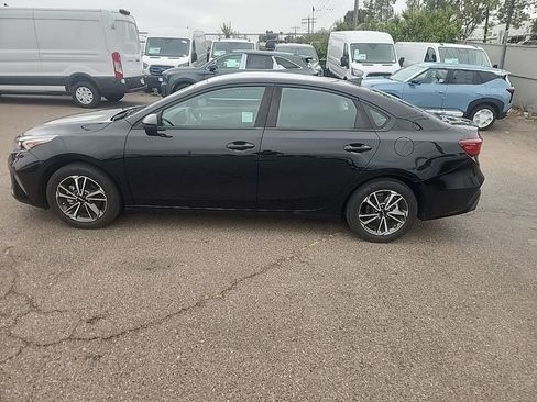 Certified 2023 Kia Forte LXS FWD image 10