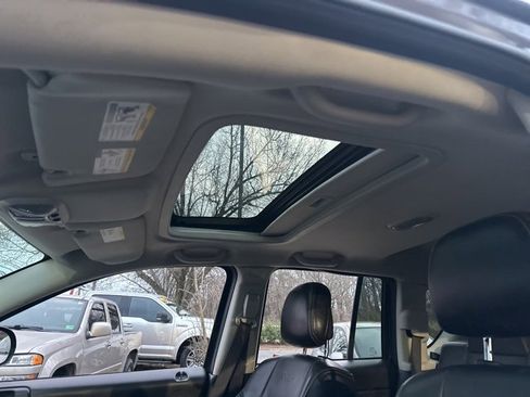 Used 2016 Jeep Compass 75th Anniversary w/ Power Value Group image 14