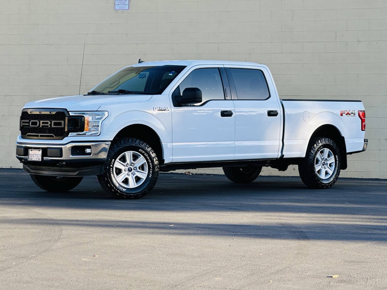 Used 2019 Ford F150 XLT w/ Heavy-Duty Payload Package AWD/4WD image 4