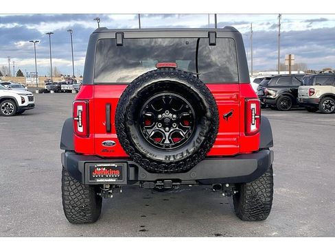 Used 2024 Ford Bronco Wildtrak image 4